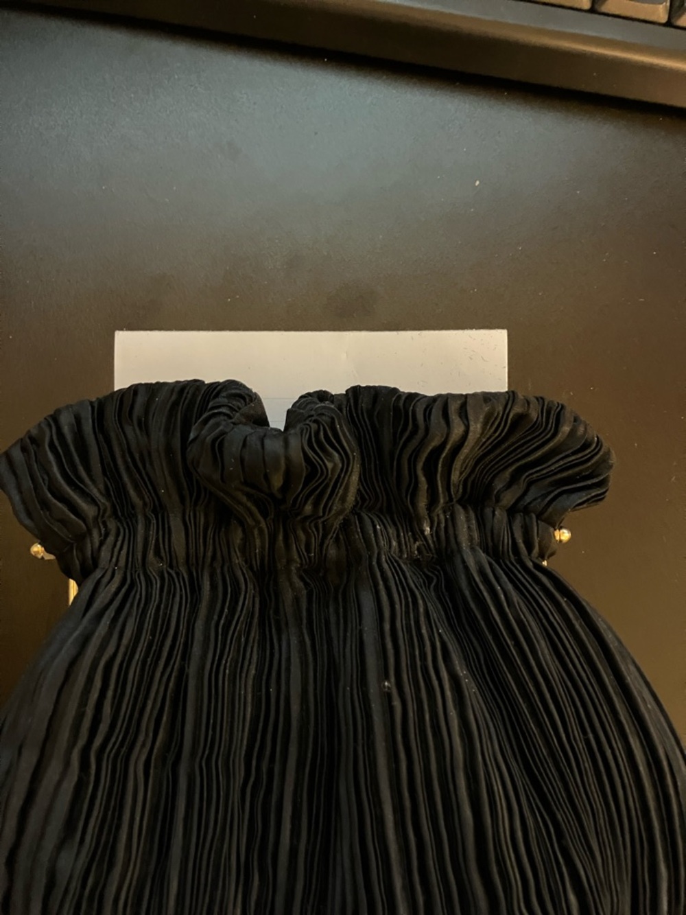 Elegant Black Pleated Evening Clutch with Gold Chain - Picture 4 of 8